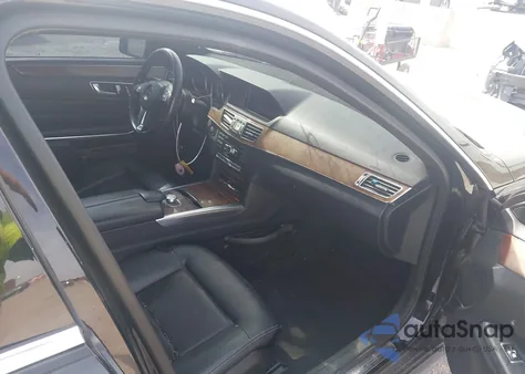 2014 Mercedes-Benz E 350 z USA, uszkodzony, nr VIN WDDHF5KB8EA832044